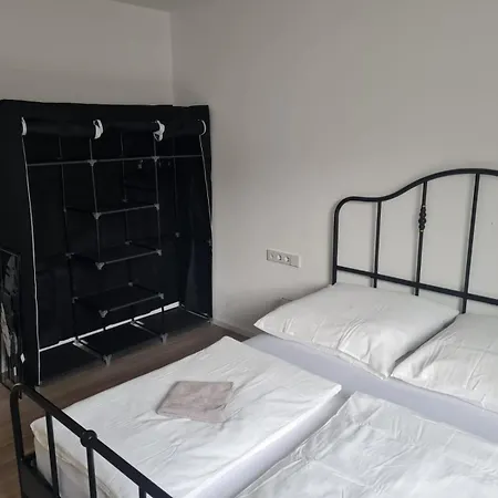 Appartamento Monteurwohnung Mit Balkon - Quartierpro *