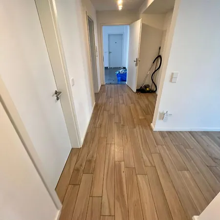 Monteurwohnung Mit Balkon - Quartierpro