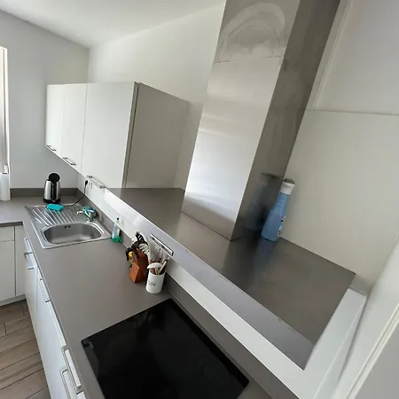 Апартаменты Monteurwohnung Mit Balkon - Quartierpro