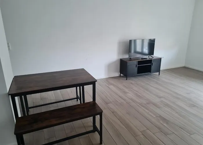 Monteurwohnung Mit Balkon - Quartierpro Pforzheim