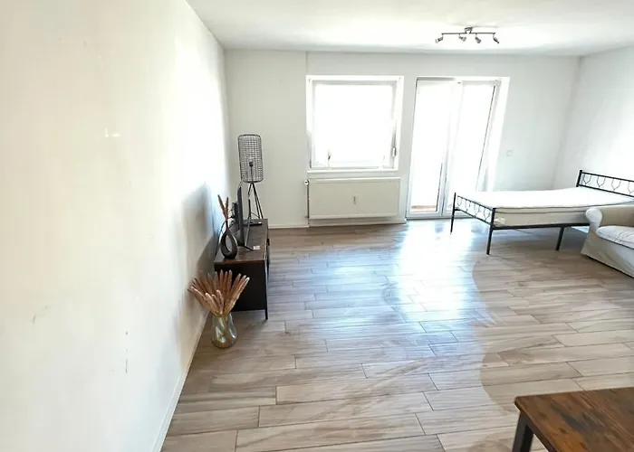 Monteurwohnung Mit Balkon - Quartierpro